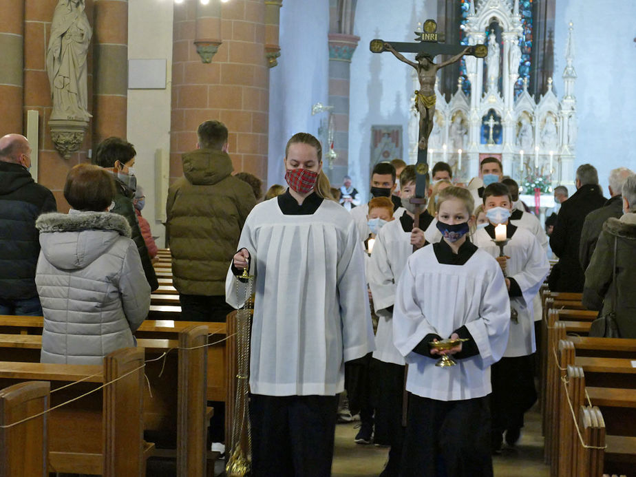 Beauftragung zu Lektorat und Akolythat in St. Marien, Volkmarsen (Foto: Karl-Franz Thiede)